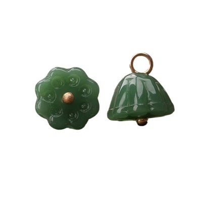 زر اللوتس الزجاجي